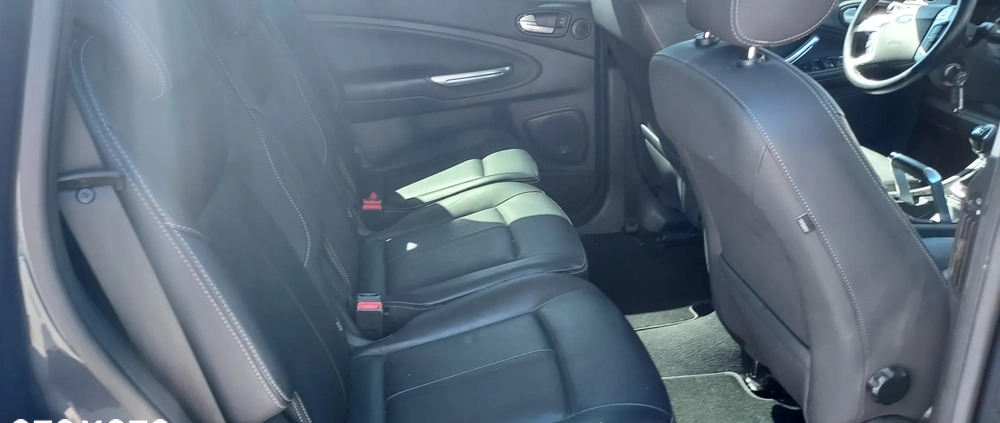 Ford S-Max cena 32700 przebieg: 235000, rok produkcji 2014 z Police małe 92